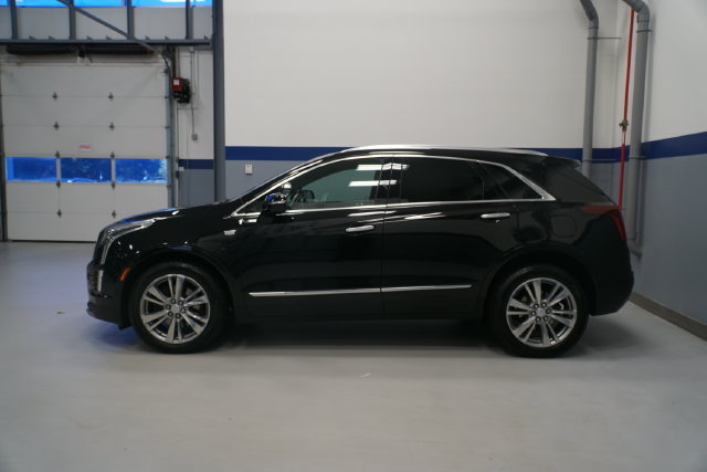 Used 2024 Cadillac XT5 Premium Luxury w/ LPO, Floor Liner Package AWD/4WD image 2