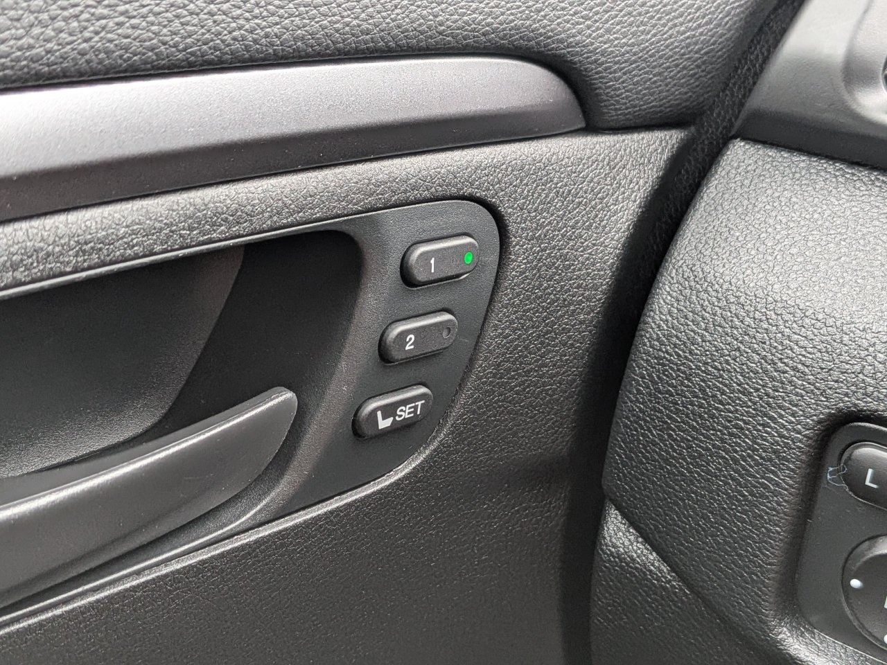 Used 2023 Honda Passport EX-L image 30