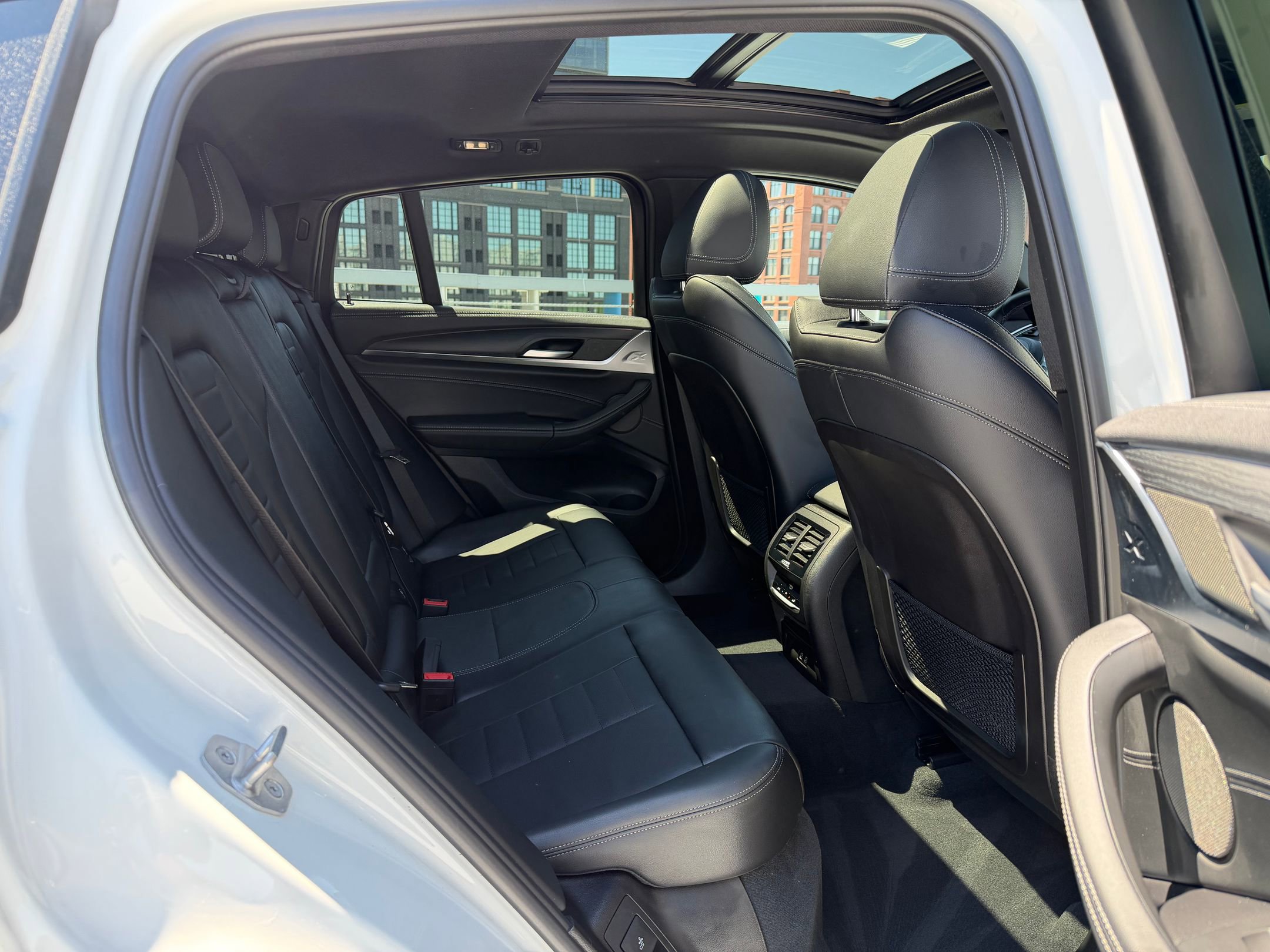 Used 2022 BMW X4 M40i w/ Premium Package AWD/4WD image 20