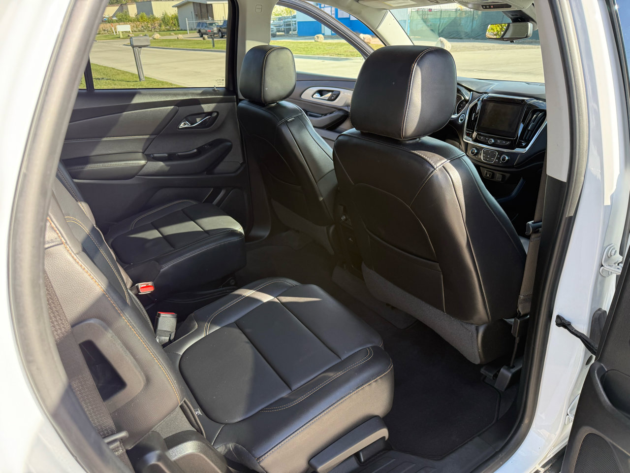 Used 2019 Chevrolet Traverse RS image 24