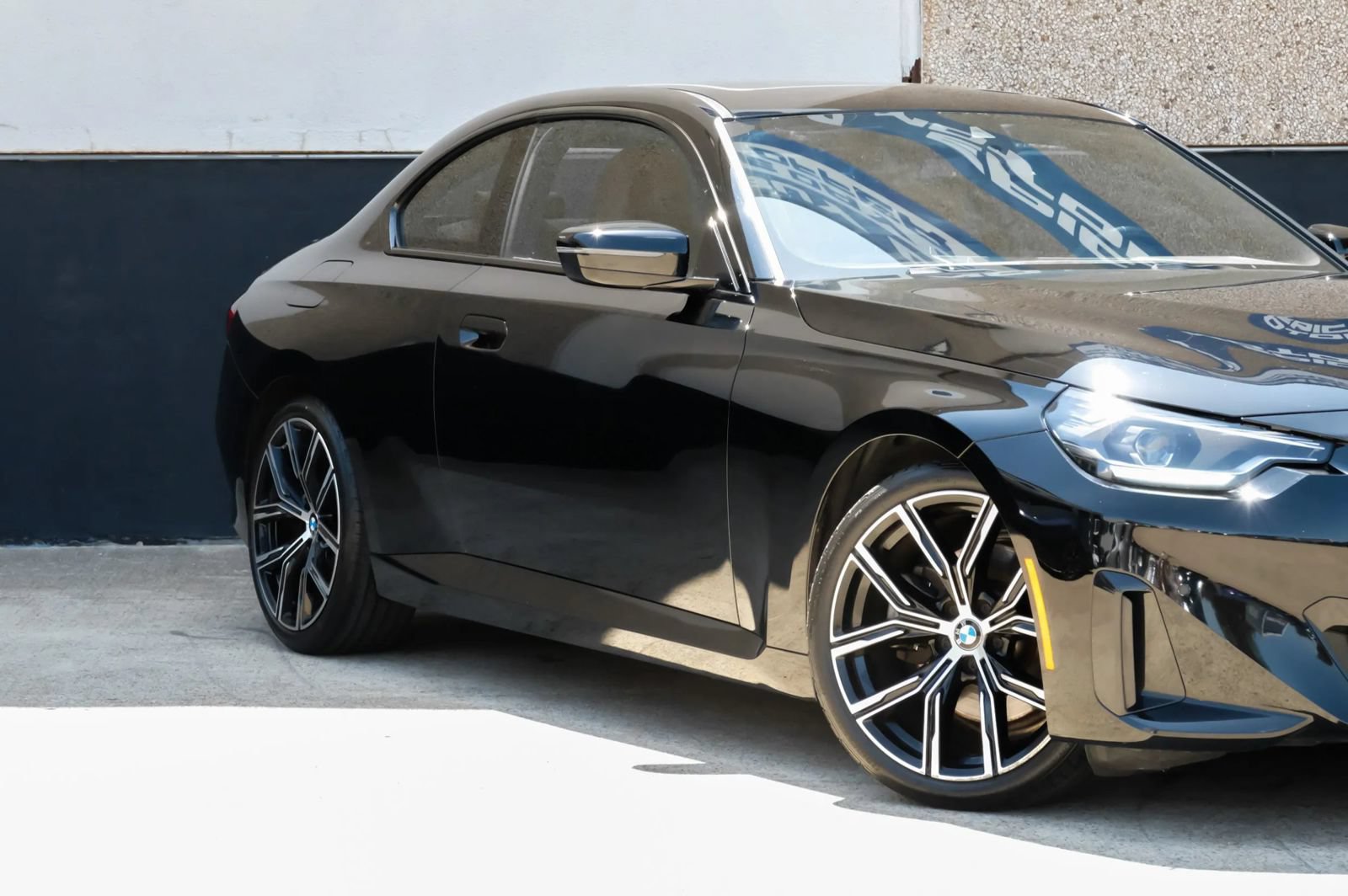 Used 2024 BMW 230i Coupe w/ Convenience Package RWD image 7