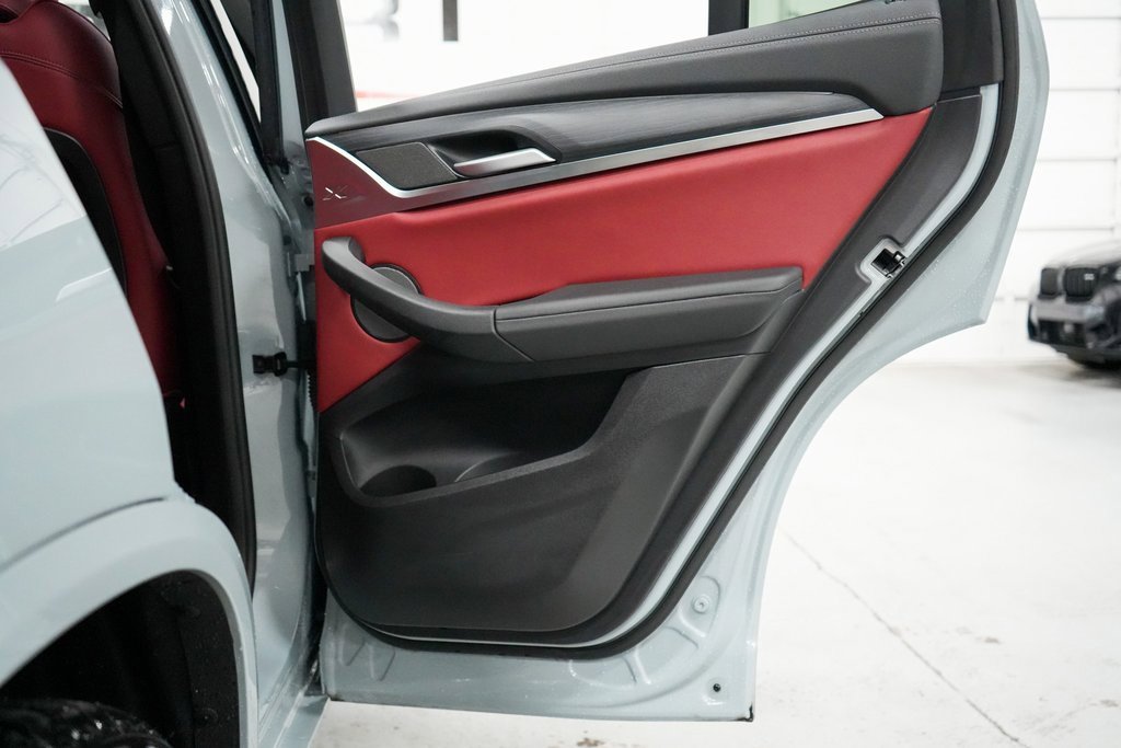 Used 2024 BMW X3 M40i image 22