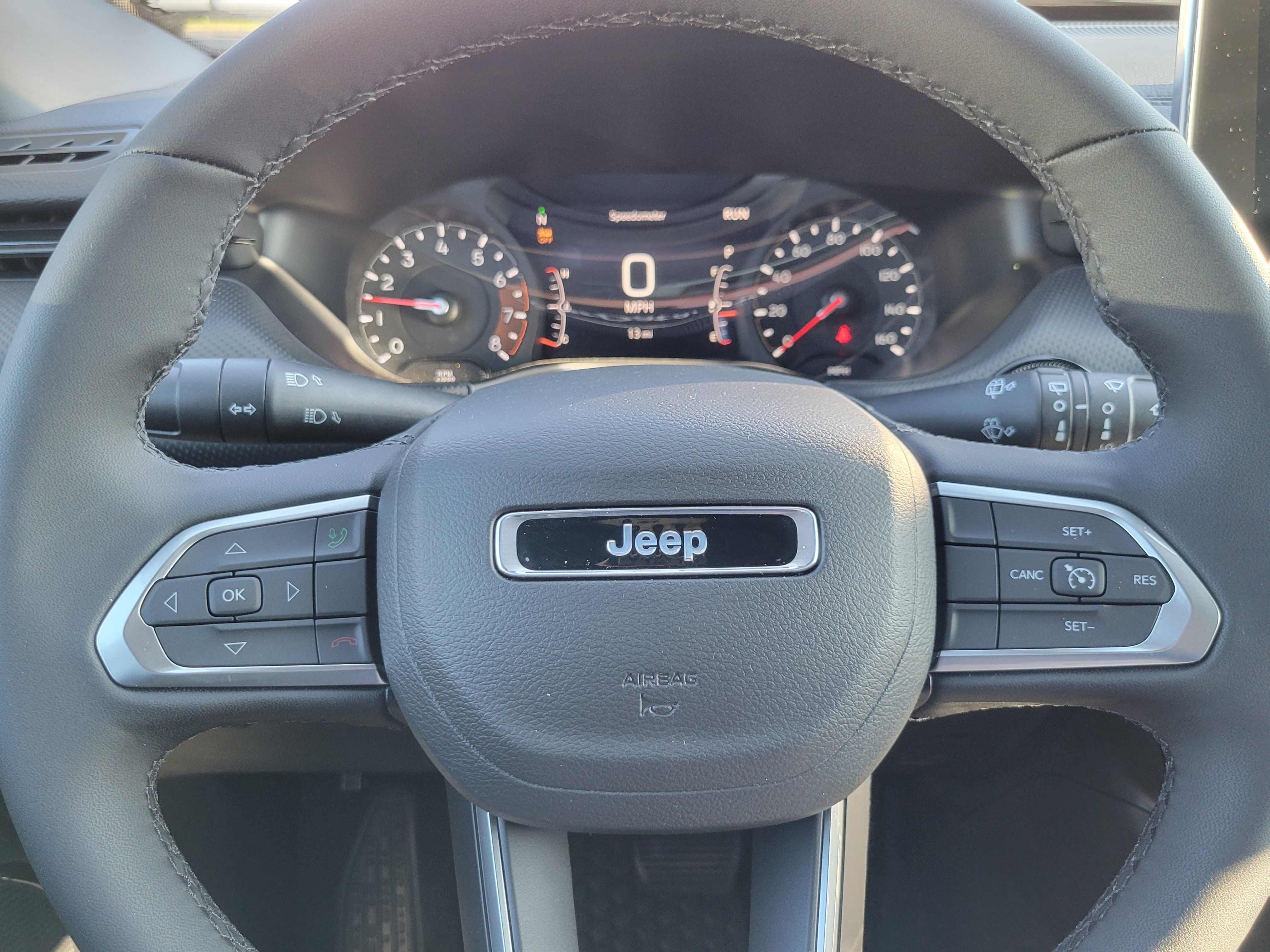 New 2026 Jeep Compass Latitude image 8