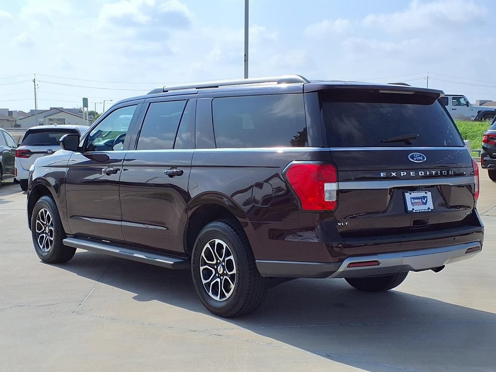 Used 2024 Ford Expedition Max XLT RWD image 5