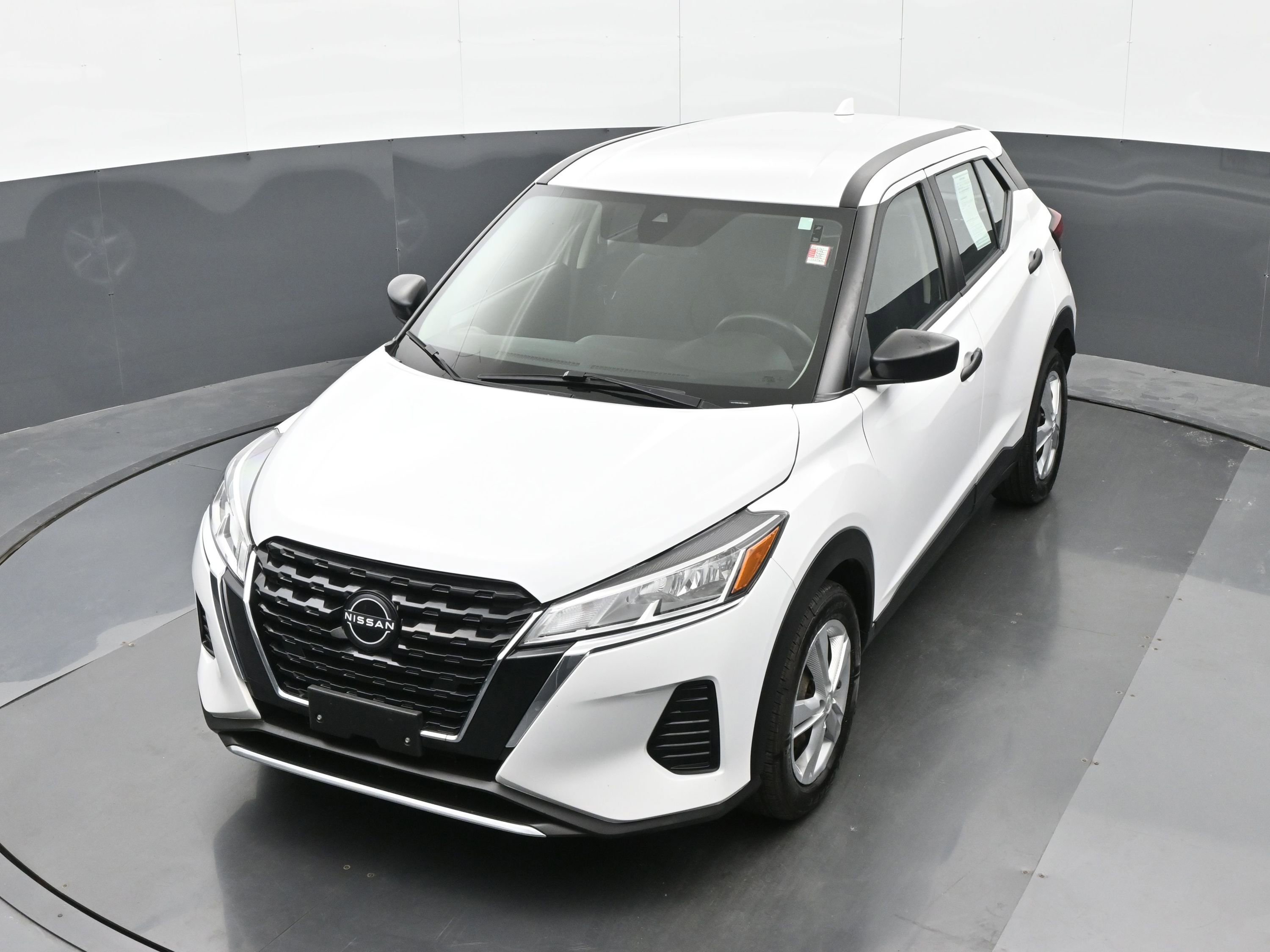 Used 2022 Nissan Kicks S FWD image 35