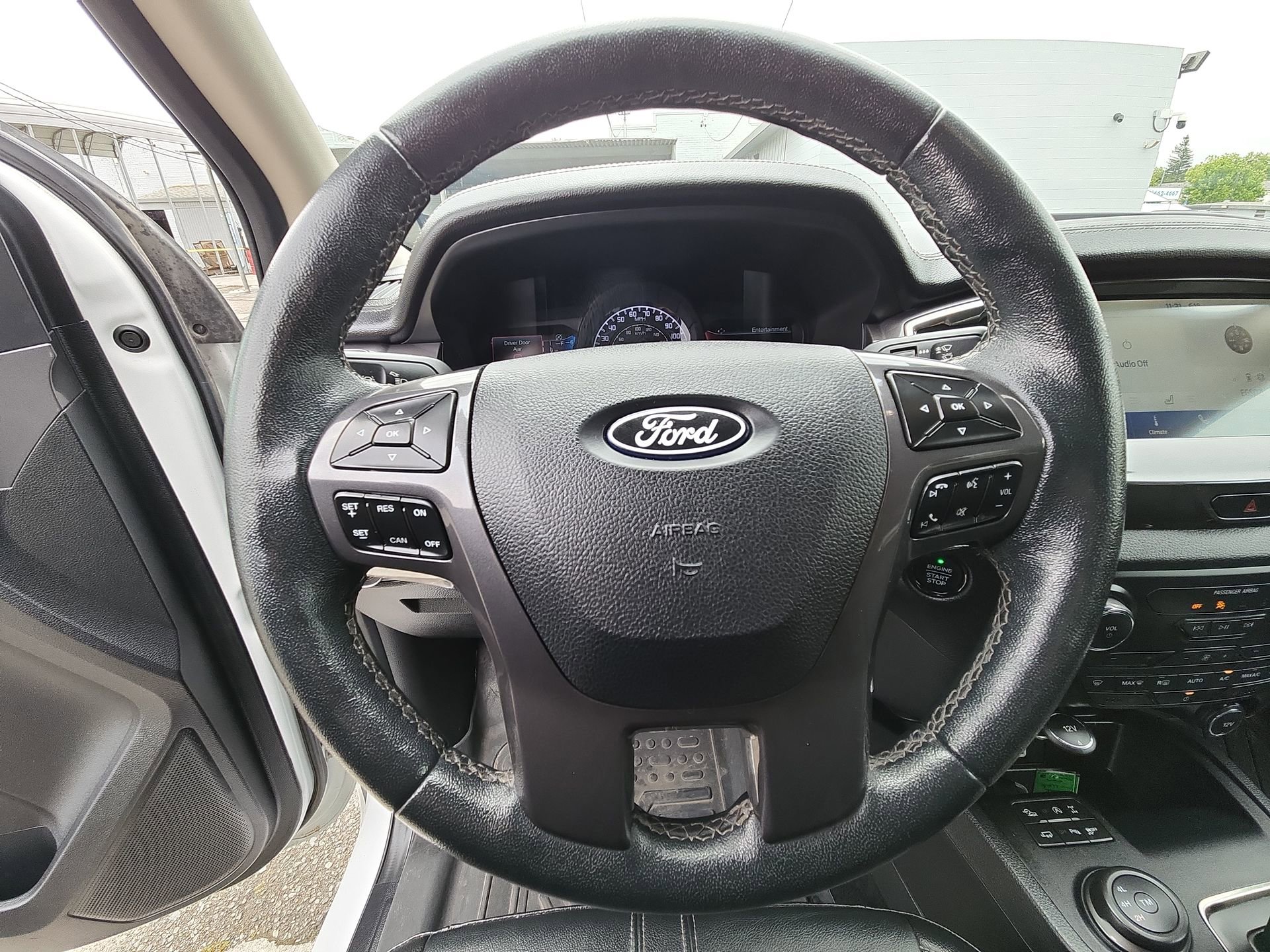 Used 2019 Ford Ranger Lariat w/ FX4 Off-Road Package AWD/4WD image 11