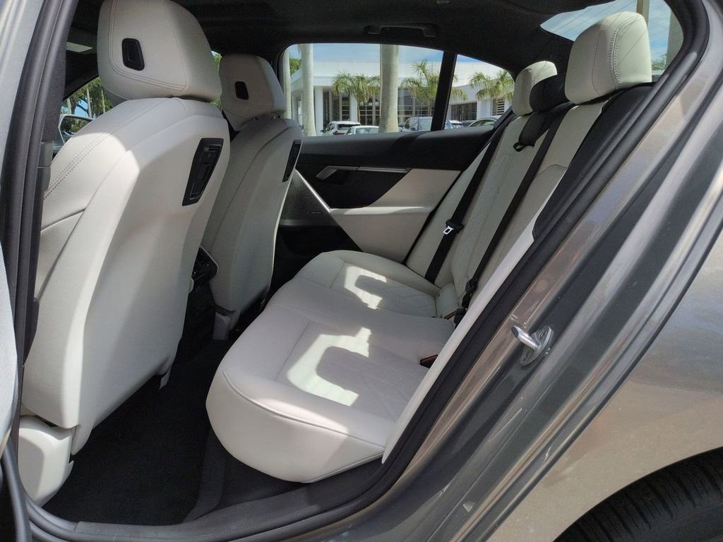 New 2026 BMW 530i w/ Premium Package image 14