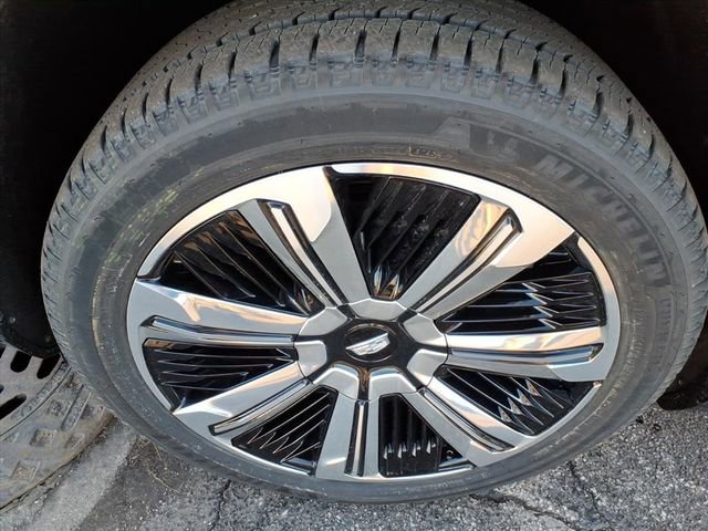 New 2026 Cadillac Escalade IQ Luxury 2 image 12