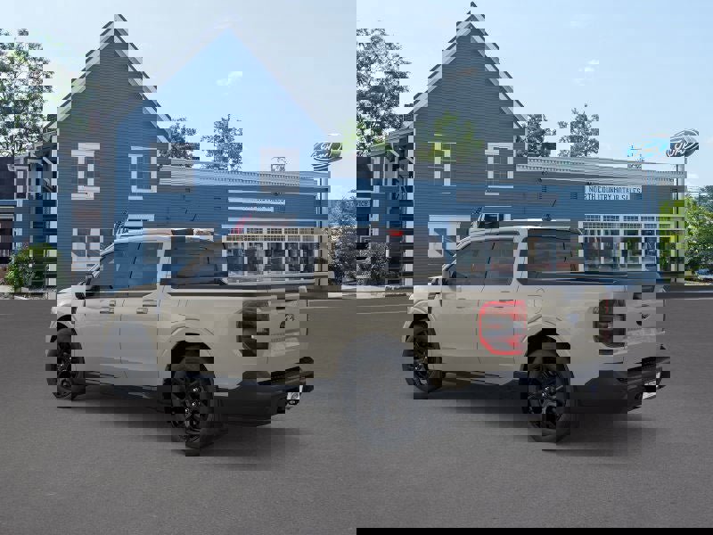 New 2025 Ford Maverick Lariat w/ Black Appearance Package image 4