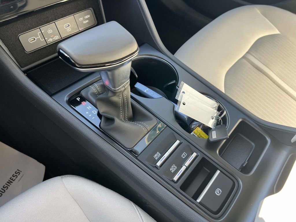 Certified 2025 Hyundai Sonata SE image 29