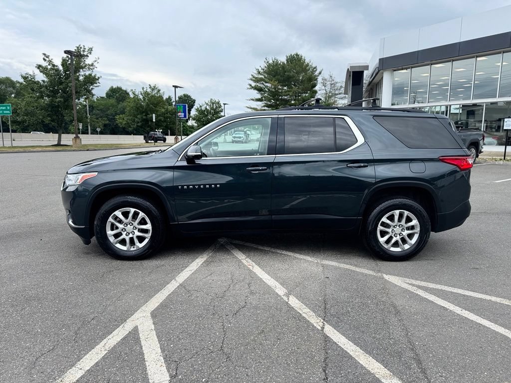 Used 2020 Chevrolet Traverse LT AWD/4WD image 2