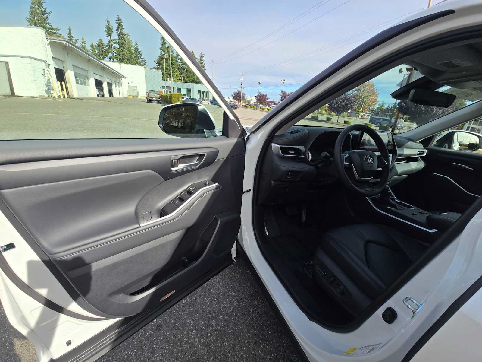 Used 2026 Toyota Highlander XLE AWD/4WD image 20