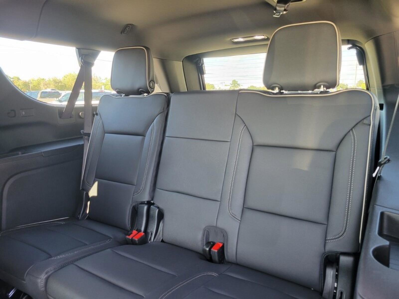 New 2026 GMC Yukon XL Elevation image 29