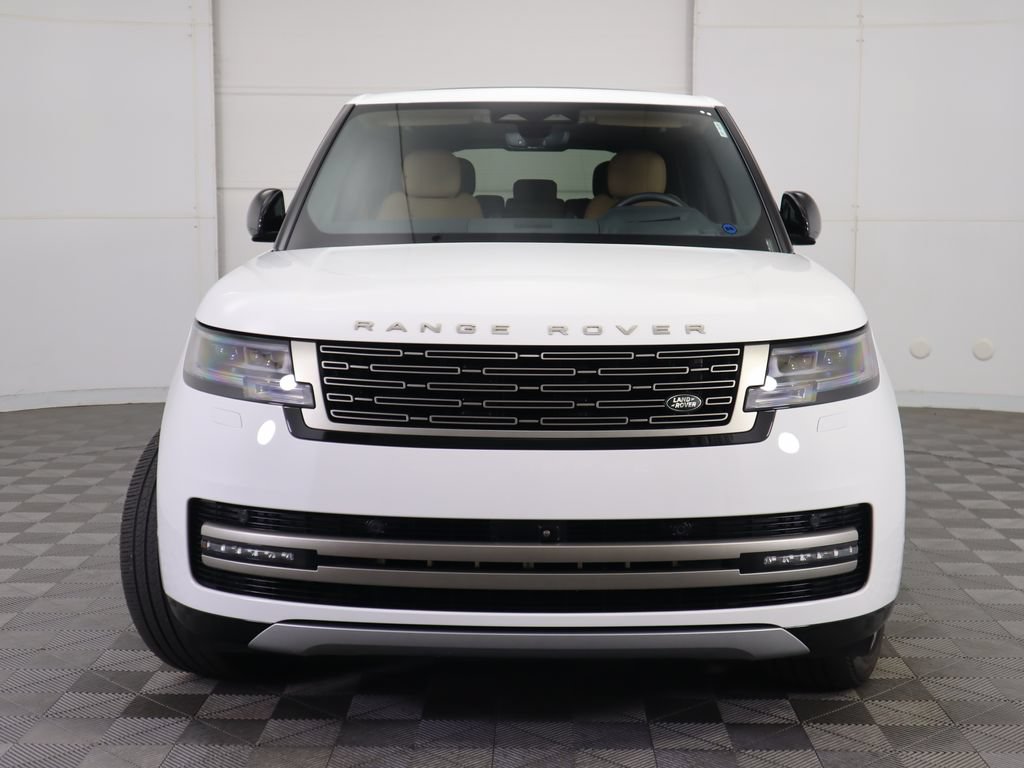 Used 2024 Land Rover Range Rover SE AWD/4WD image 2