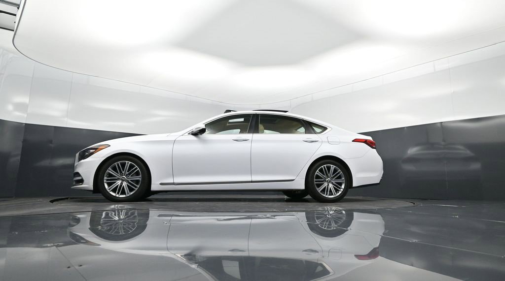 Used 2018 Genesis G80 3.8 w/ Option Group 03 image 39