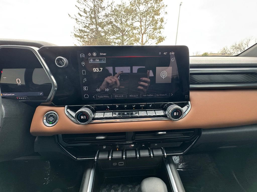 Used 2024 GMC Canyon AT4 w/ Technology Package image 27