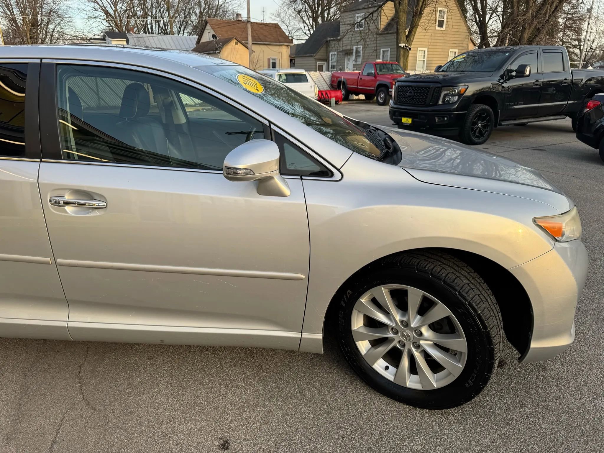 Used 2013 Toyota Venza XLE image 11