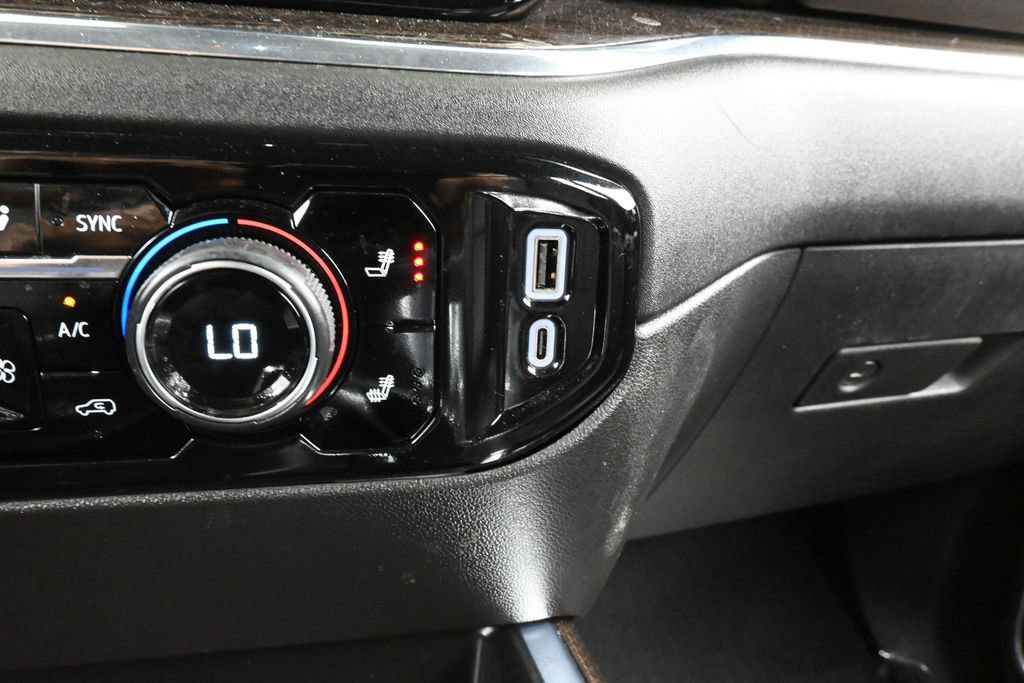 Used 2024 Chevrolet Silverado 1500 RST AWD/4WD image 27