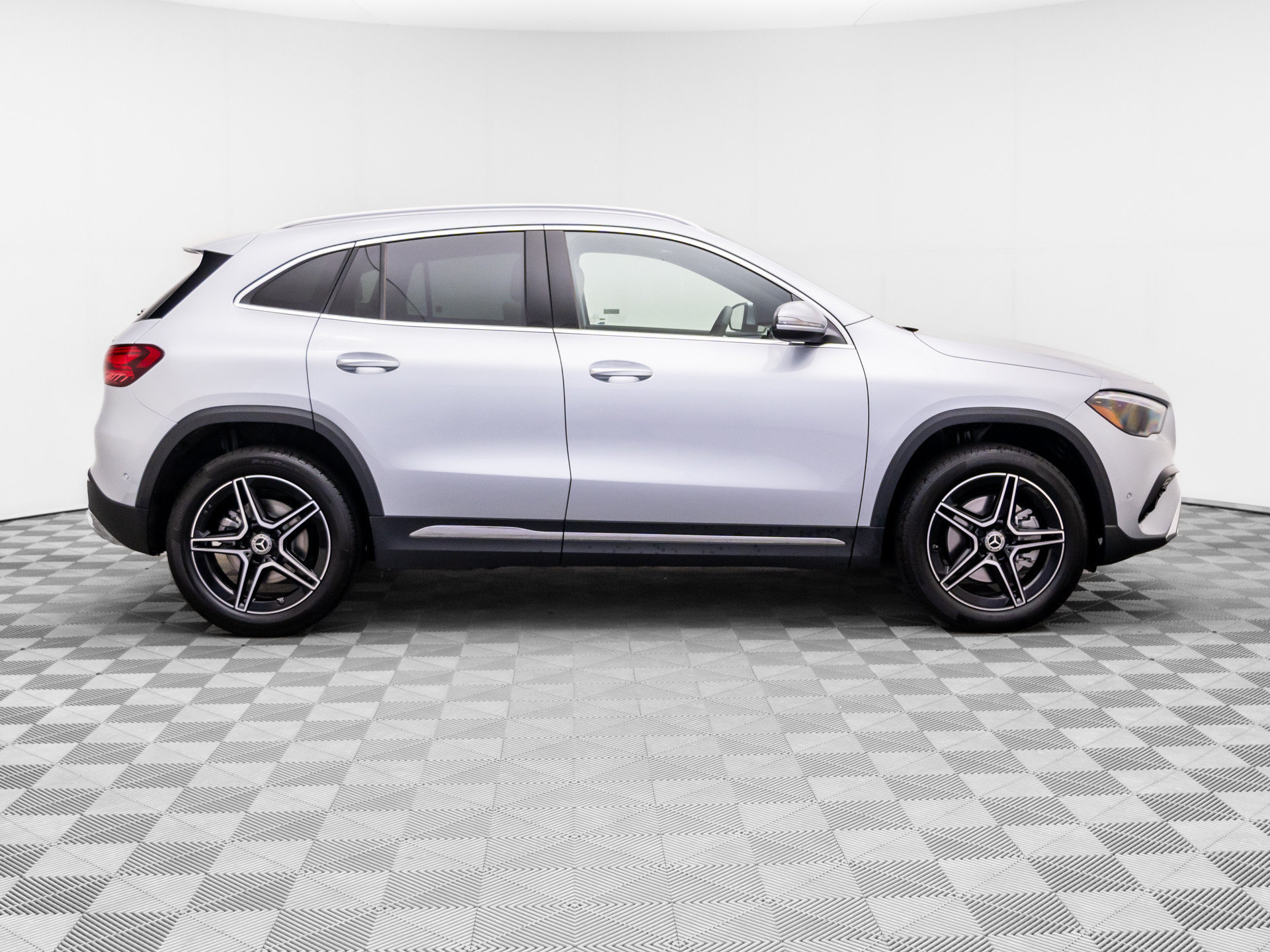 New 2026 Mercedes-Benz GLA 250 4MATIC image 6