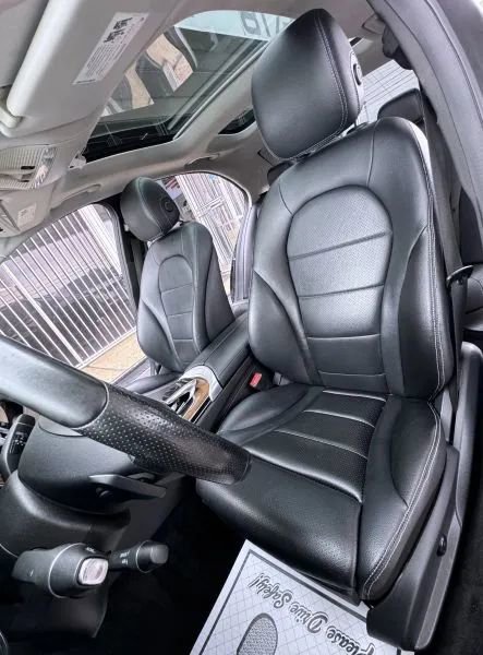 Used 2015 Mercedes-Benz C 300 4MATIC Sedan image 20