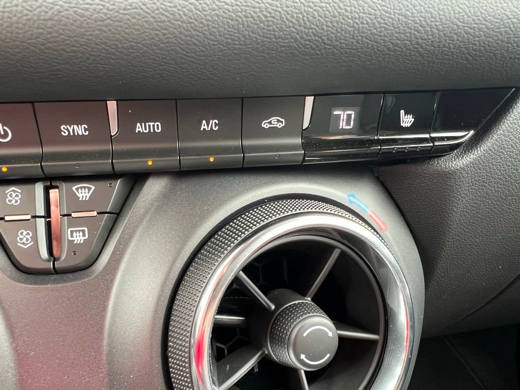Used 2024 Chevrolet Blazer LT w/ Convenience Package FWD image 38