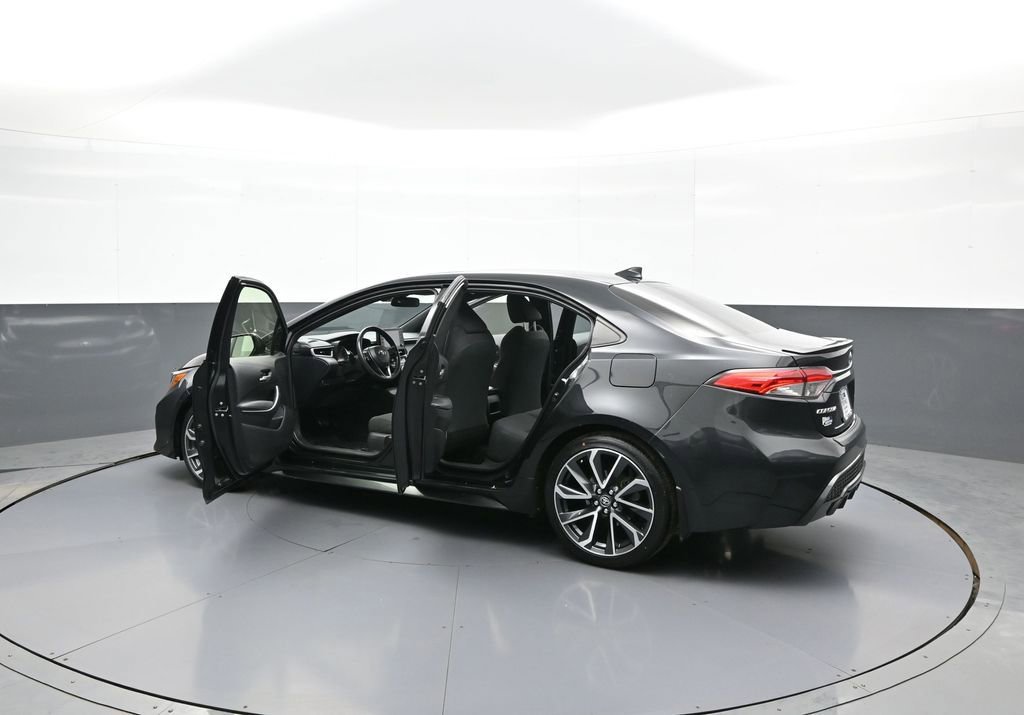 Certified 2022 Toyota Corolla SE w/ SE Premium Package image 41