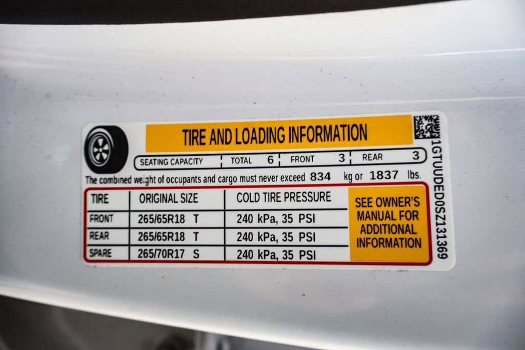 Certified 2025 GMC Sierra 1500 SLT image 42