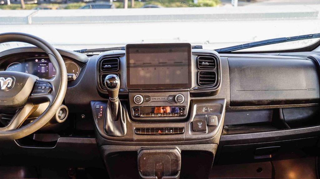 Used 2023 RAM ProMaster 2500 w/ Premium Convenience Group (B) FWD image 16