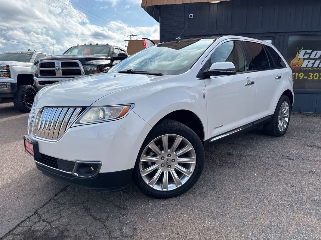 Used 2015 Lincoln MKX w/ Equipment Group 102A AWD/4WD image 2