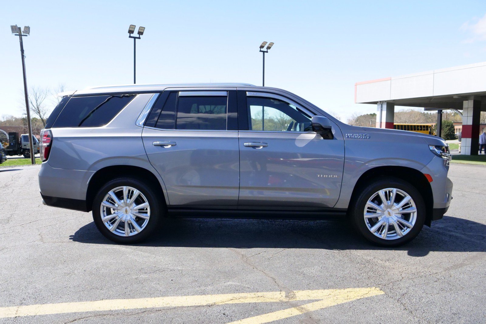 Used 2022 Chevrolet Tahoe High Country AWD/4WD image 51