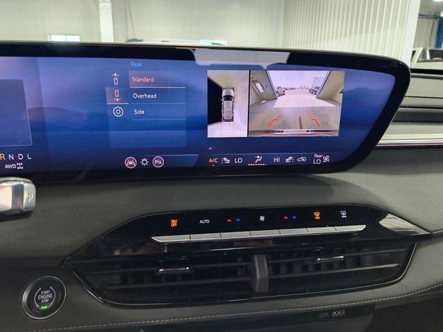 Used 2025 Buick Enclave Preferred AWD/4WD image 14