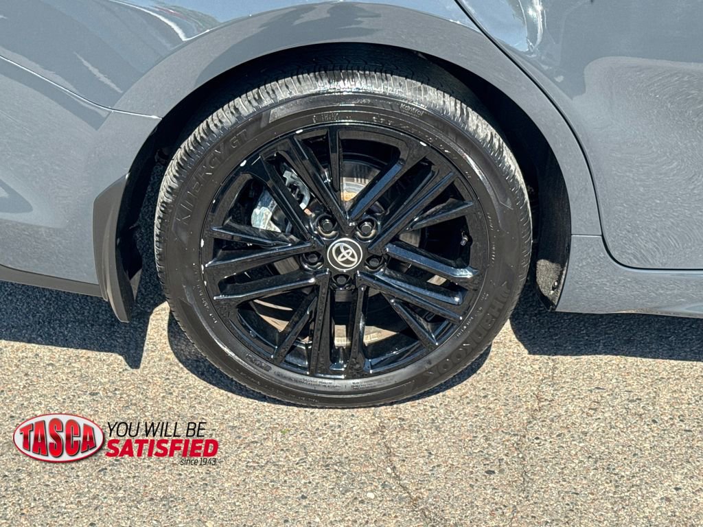 Used 2025 Toyota Camry SE w/ Convenience Package AWD/4WD image 42