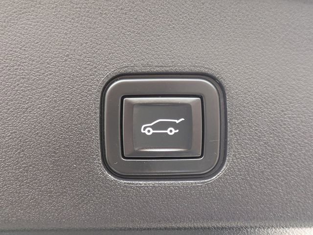 Certified 2023 Cadillac Lyriq 2WD image 12