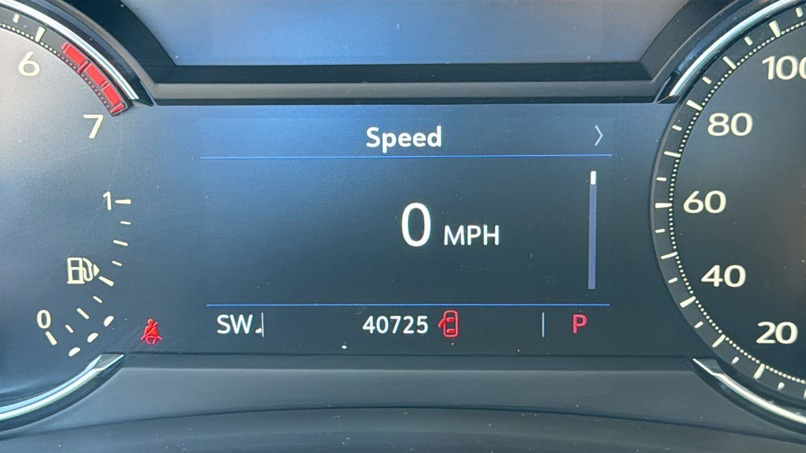 Used 2019 Cadillac XT4 Sport w/ Driver Awareness Package FWD image 11