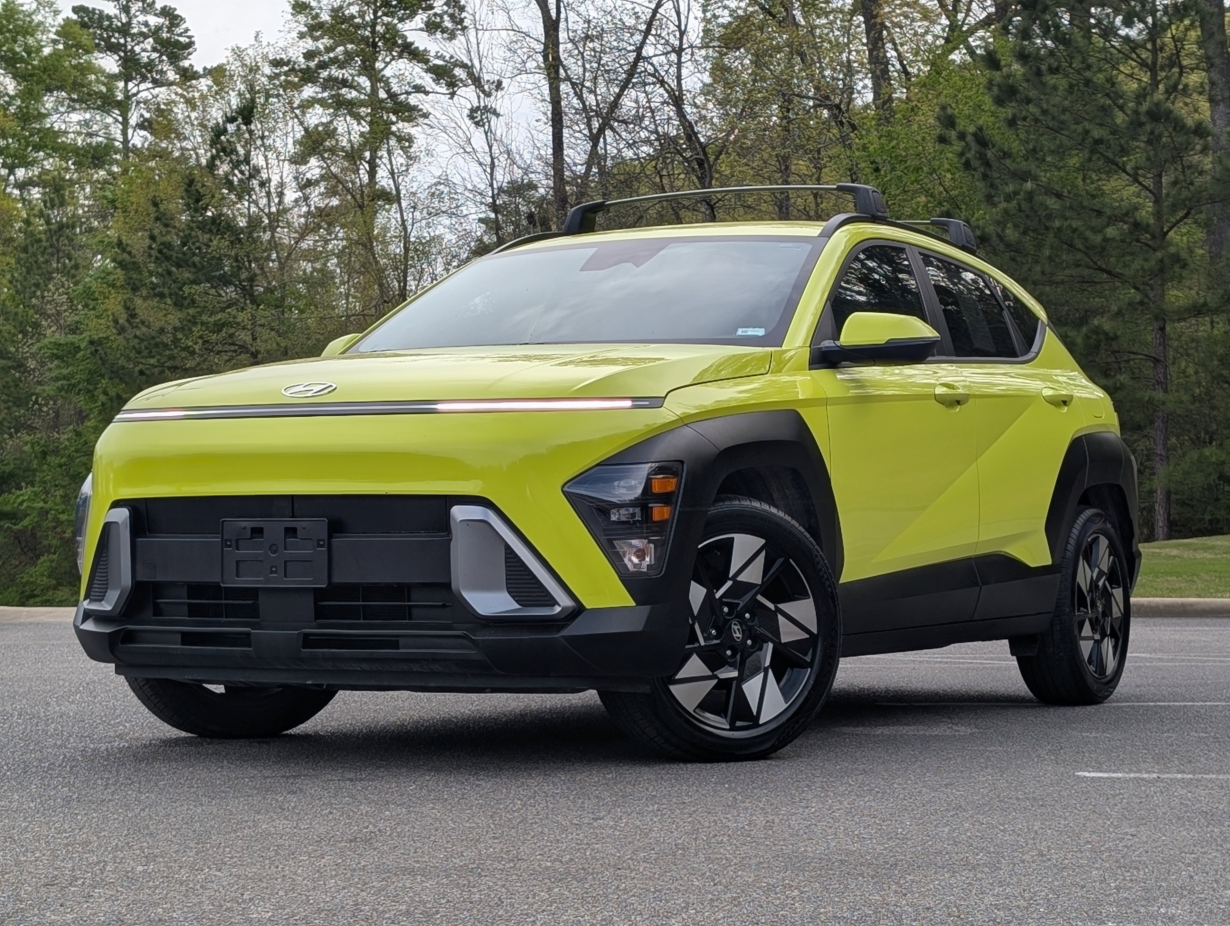 Used 2024 Hyundai Kona SEL w/ Convenience Package FWD image 4