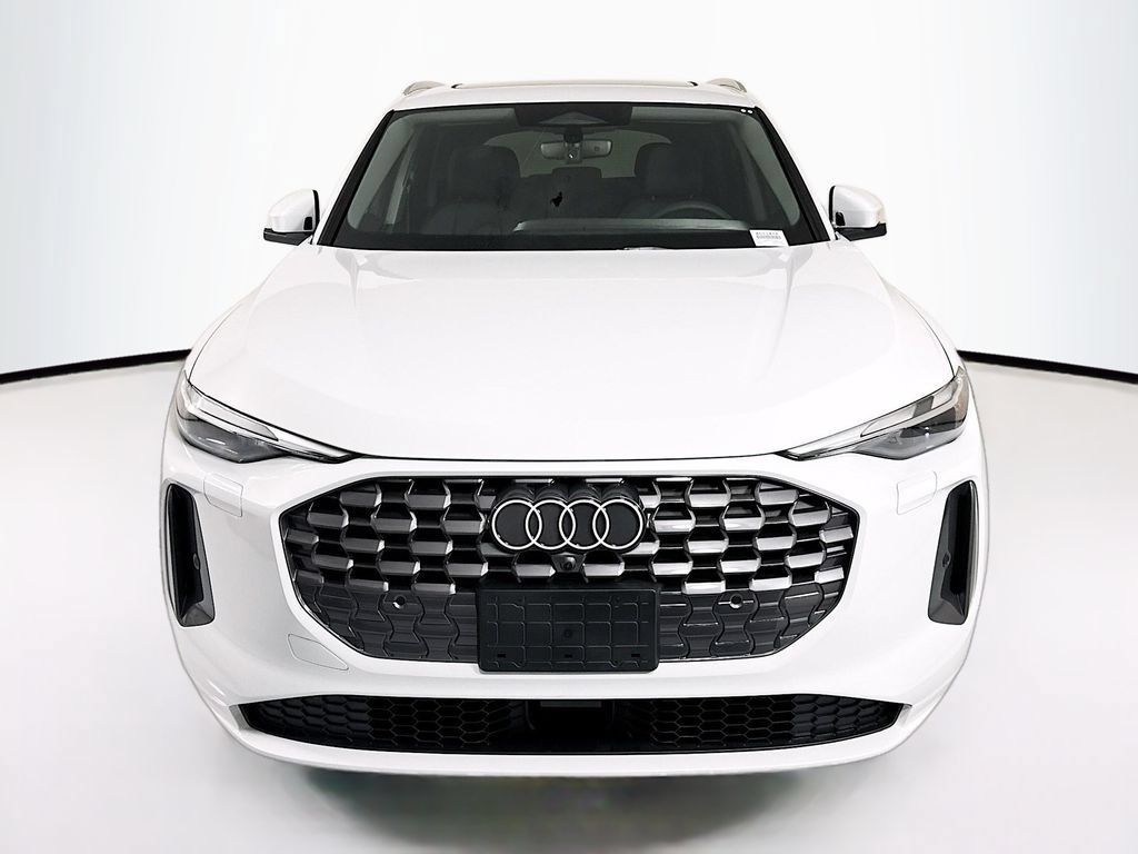 Used 2026 Audi Q5 Premium w/ Convenience Package AWD/4WD image 2
