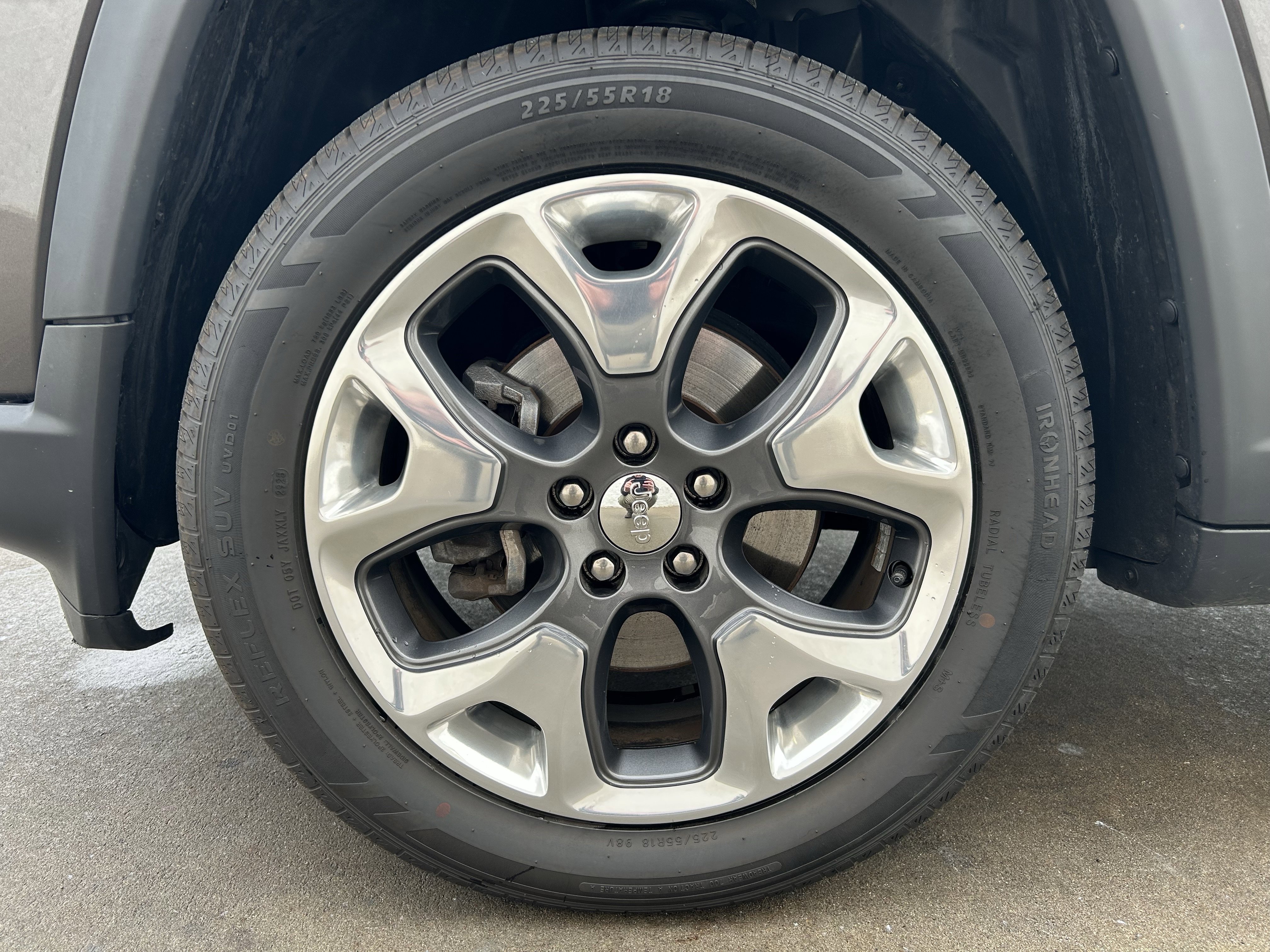 Used 2018 Jeep Compass Limited w/ Navigation Group image 11