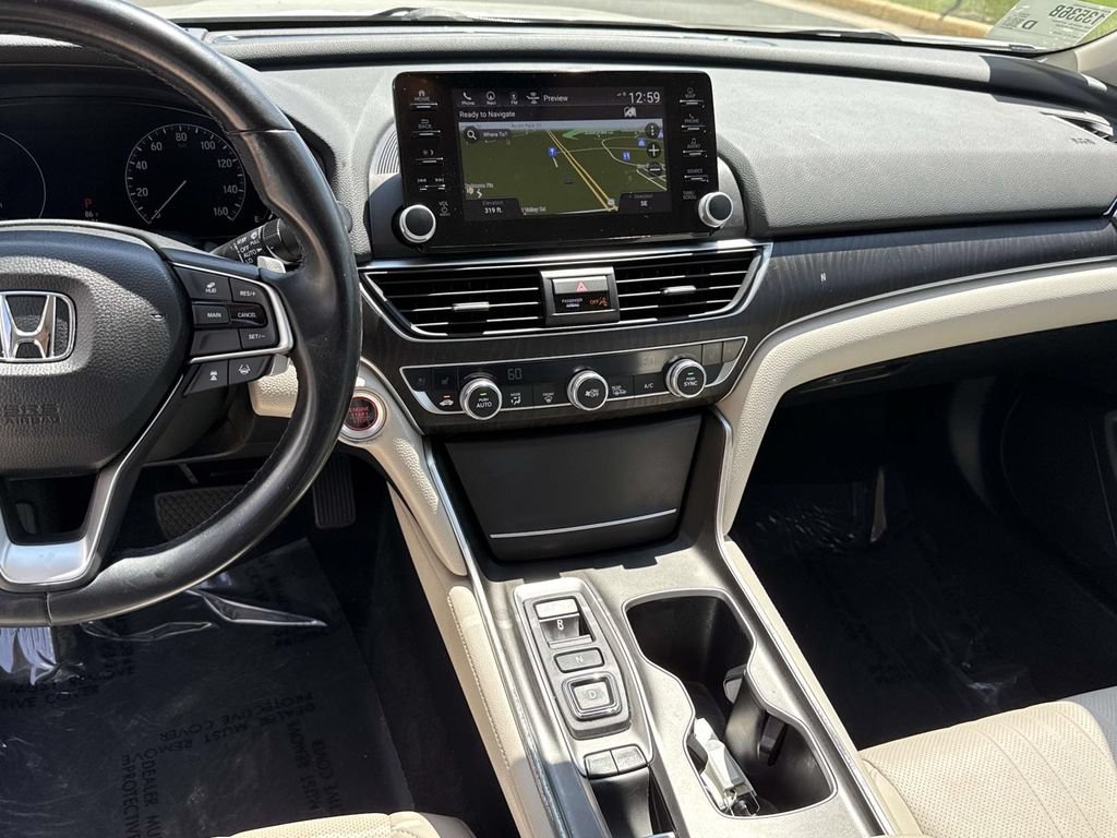 Used 2020 Honda Accord Touring image 9