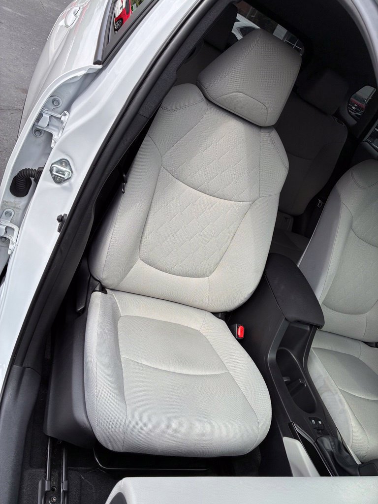 Used 2025 Toyota Corolla Cross L FWD image 20