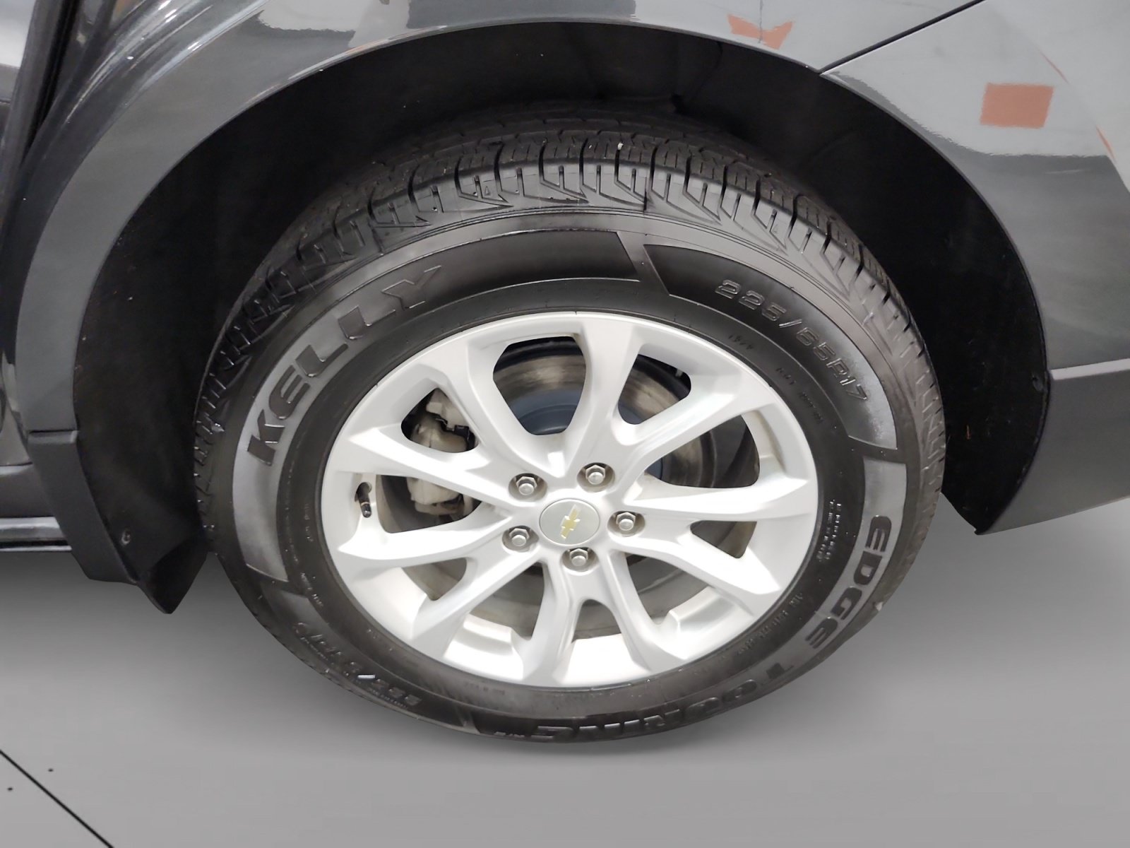 Used 2020 Chevrolet Equinox LS AWD/4WD image 14