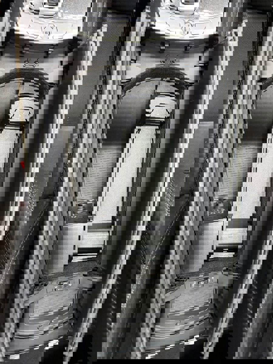 Used 2013 BMW 750Li LWB image 31