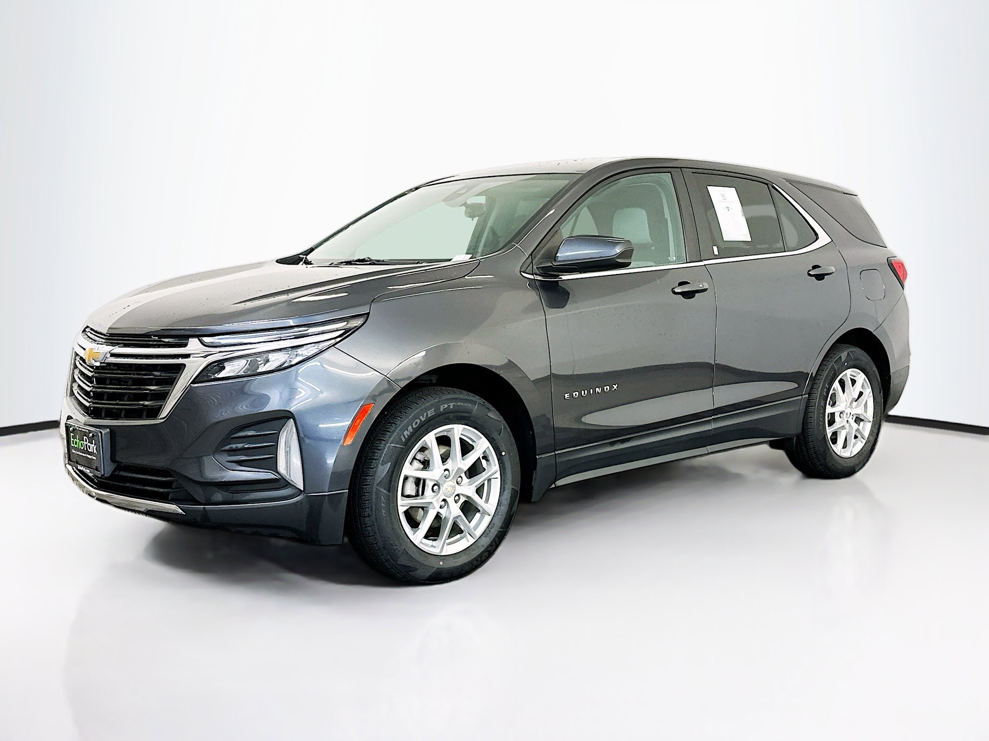 Used 2022 Chevrolet Equinox LT image 3
