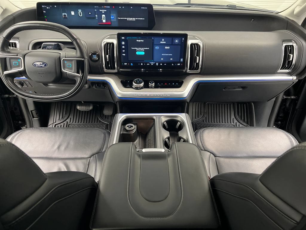 Used 2025 Ford Expedition Platinum AWD/4WD image 57