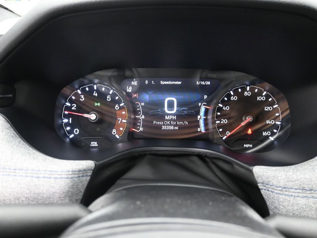 Used 2025 Jeep Compass Latitude image 17