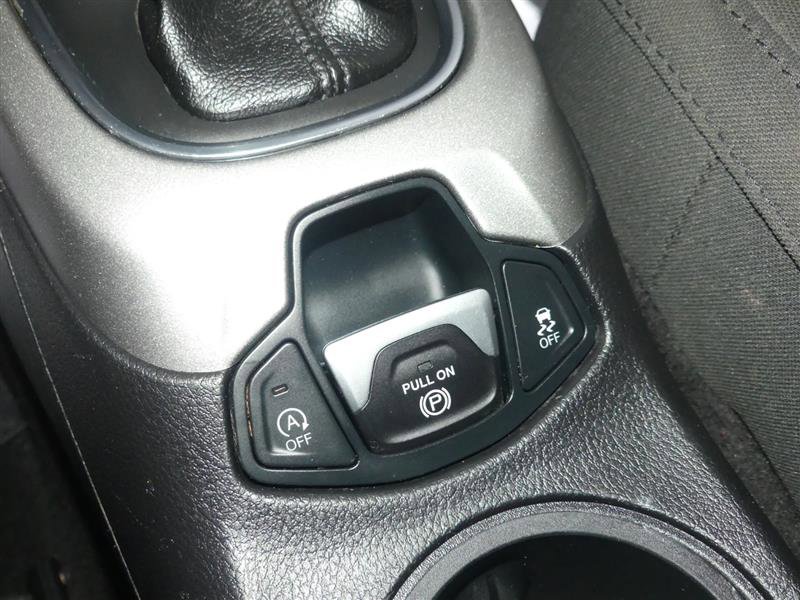 Used 2019 Jeep Compass Sport w/ Cold Weather Group image 38