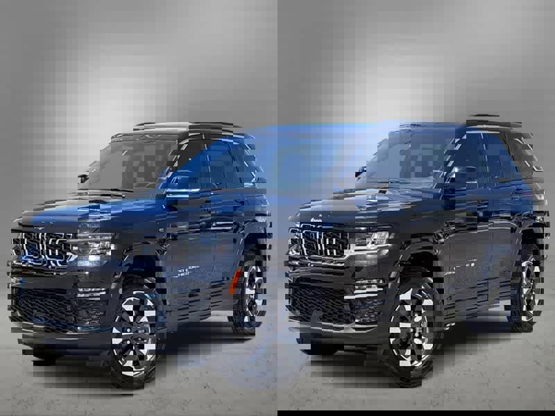 New 2025 Jeep Grand Cherokee Limited 4xe w/ Trailer Tow Package