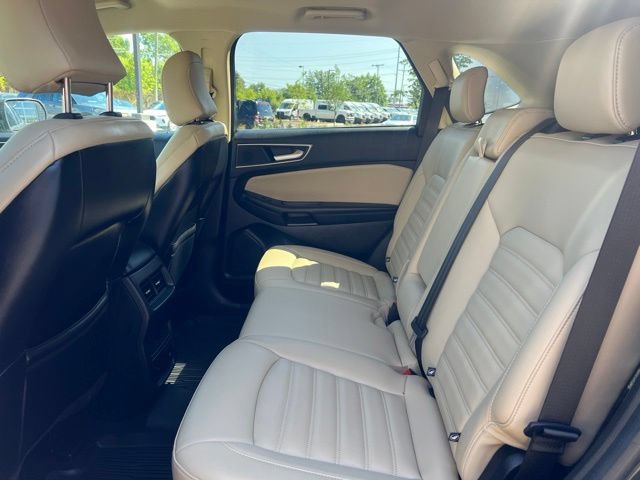 Used 2023 Ford Edge SEL w/ Convenience Package AWD/4WD image 19