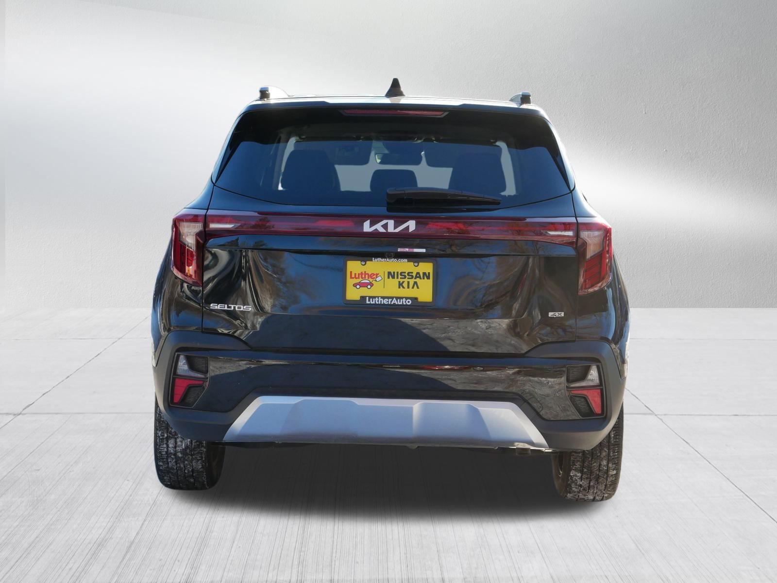 Certified 2024 Kia Seltos EX image 6