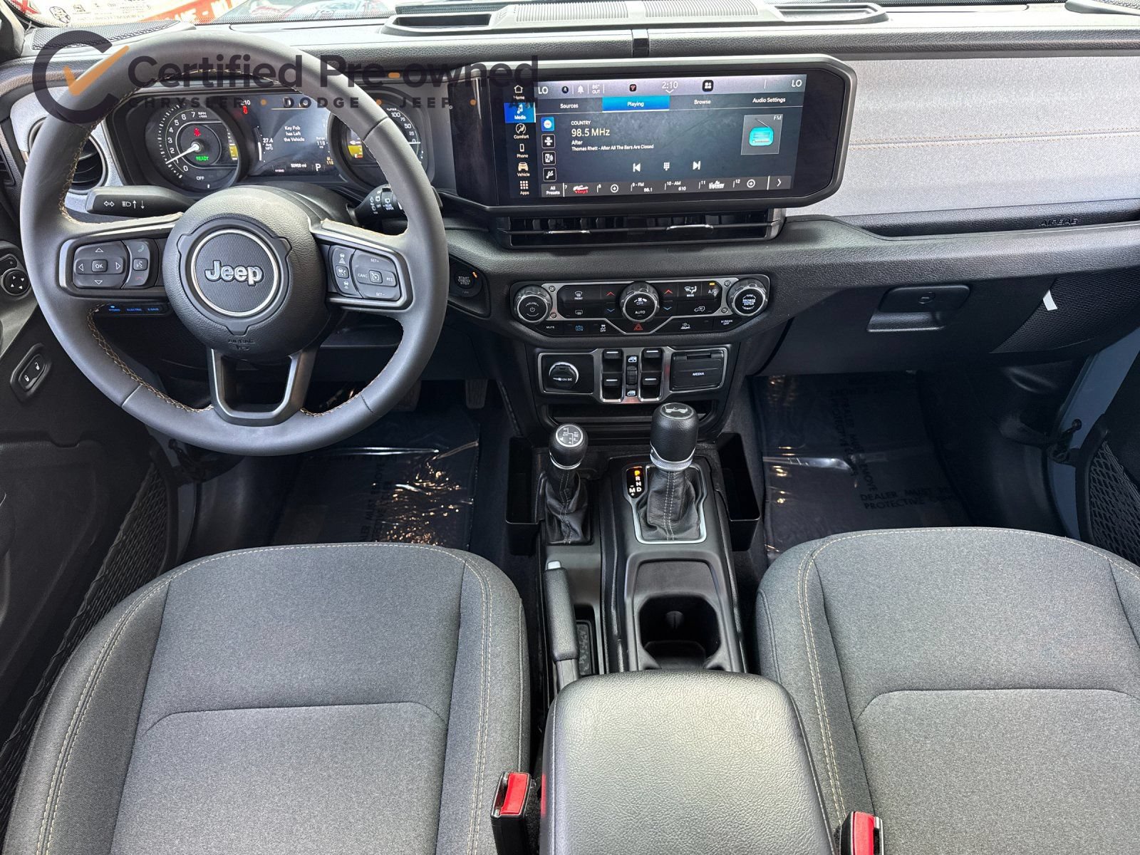 Certified 2024 Jeep Wrangler Unlimited AWD/4WD image 14