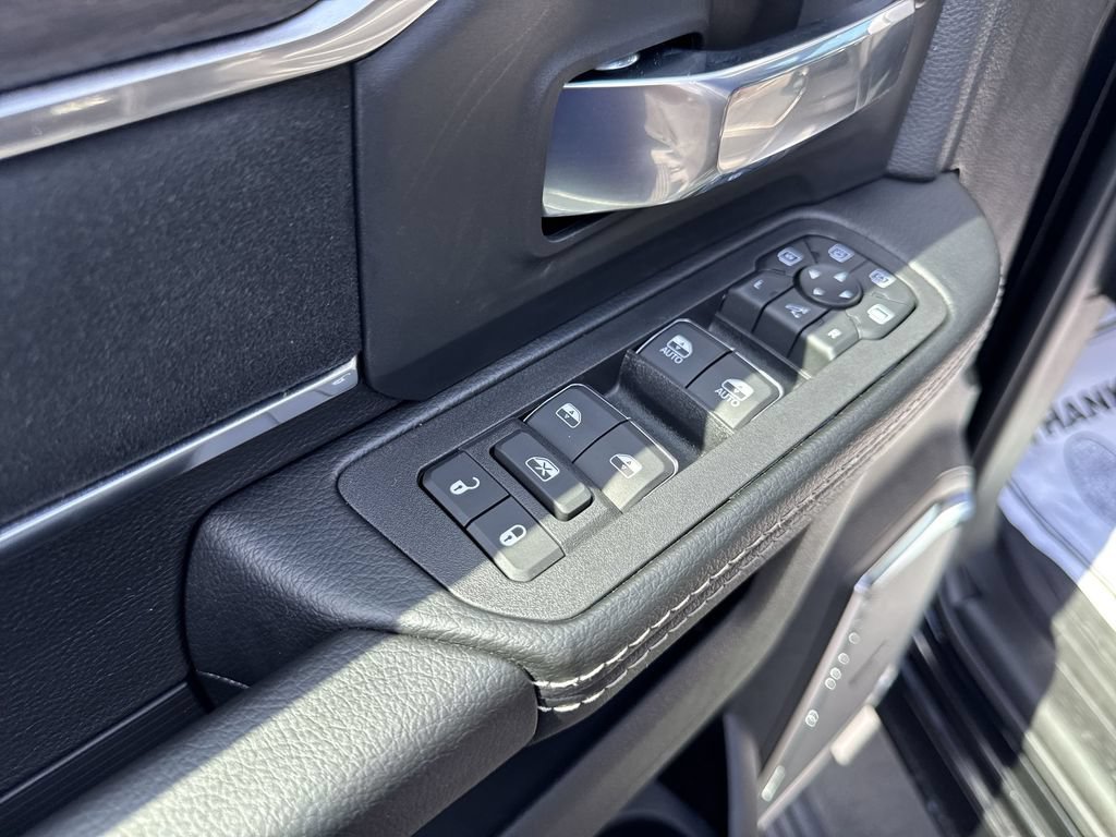 New 2026 RAM 3500 Laramie AWD/4WD image 13